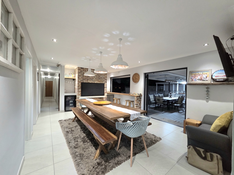 4 Bedroom Property for Sale in Eversdal Western Cape